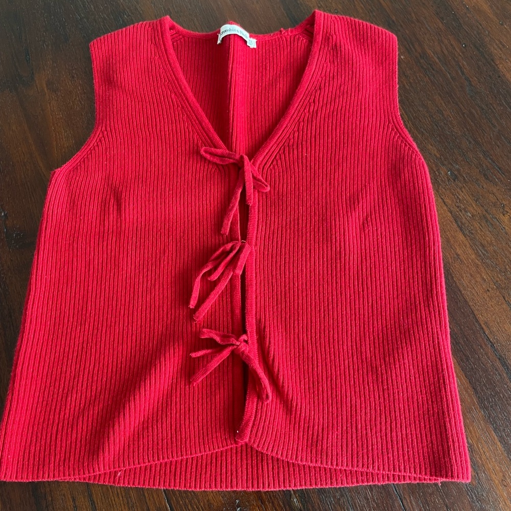 Abercrombie & Fitch Red Tie-Front Tank Top